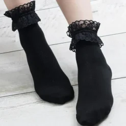 Sale 1 PairWomen's Ankle Socks Low Cut Socks Wedding Party Daily Lace Retro Classic Lolita Vintage Retro Washable Socks Women Socks