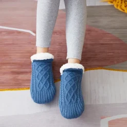 Discount Women's 1 Pair Socks Slipper Socks Fashion Comfort Novelty Fleece Solid Colored Casual Daily Indoor Warm Winter Fall Black Blue Wine Home Outfits Women Lingerie