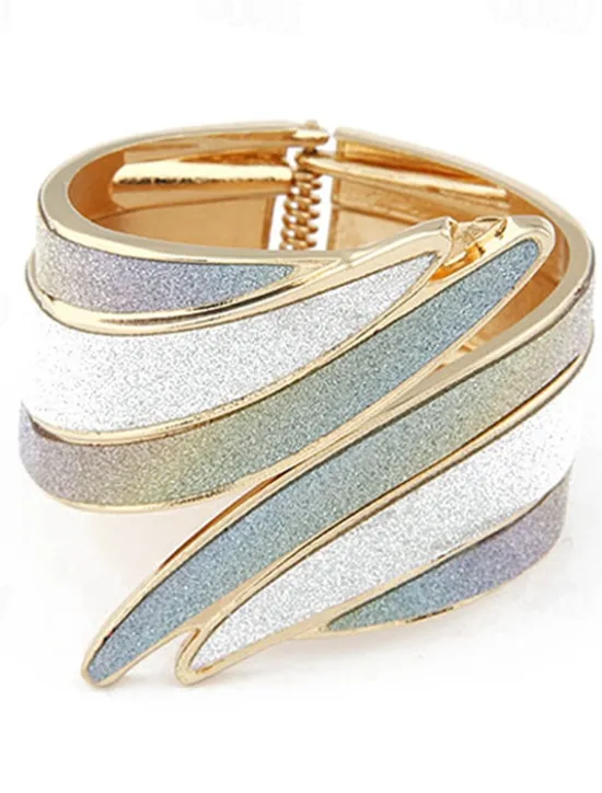 Women's Cuff Bracelet Retro Fashion Wings Fashion Statement Simple Elegant Holiday Alloy Bracelet Jewelry 1# / 2# / White For Party Evening Holiday Date Beach Festival Women Trendy Jewelry