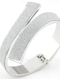 Women's Cuff Bracelet Retro Fashion Wings Fashion Statement Simple Elegant Holiday Alloy Bracelet Jewelry 1# / 2# / White For Party Evening Holiday Date Beach Festival Women Trendy Jewelry
