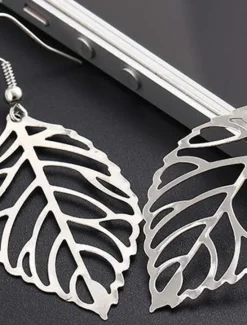 Online Women's Earrings Fashion Outdoor Leaf Earring Women Trendy Jewelry