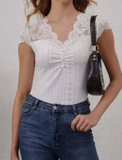 Best Women's Lace Splicing Top Hawaiian Sleeveless V Neck Crop Tops Lace Summer Spring Women Lace Tops