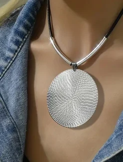 Women's necklace Elegant Street Geometry Necklaces Women Trendy Jewelry