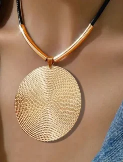 Women's necklace Elegant Street Geometry Necklaces Women Trendy Jewelry
