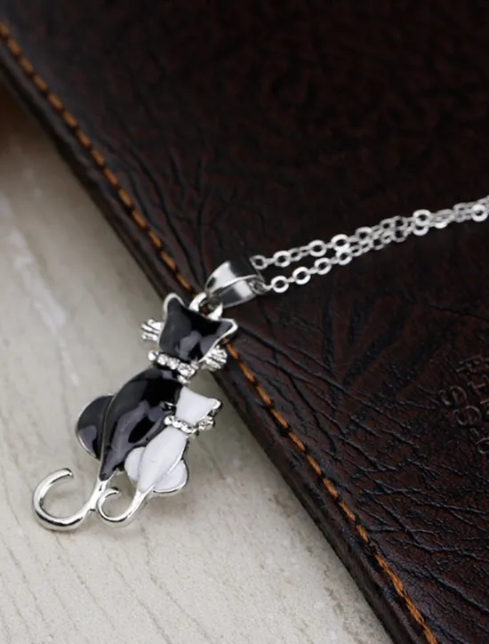 Sale Women's necklace Fashion Outdoor Cat Necklaces Women Trendy Jewelry