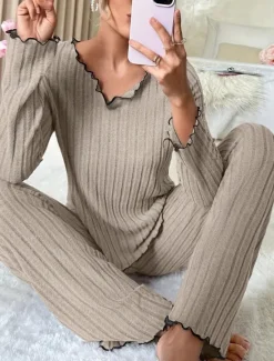 Sale Women's Pajama Set Pure Color Casual Comfort Home Daily Comfort Warm V Neck Long Sleeve T shirt Pant Elastic Waist Fall Winter Home Outfits Women Sleepwear