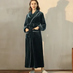 Women's Pajamas Bathrobe Robes Gown Nighty 1PC Pure Color Warm Plush Casual Party Home Daily Fleece Terry V Wire Long Sleeve Modern Style Belt Included Pocket Fall Winter Home Outfits Women Pajama-Setter