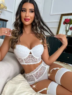 Best Women's Sexy Bodies Garter Lingerie Set 3 Pieces Patchwork Ultra Slim Hot Party Valentine's Day Bed Lace Straps Sleeveless Transparent Hole Including Panties Garter Belts Home Outfits Women Lingerie