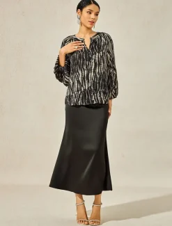 New Women's Spotted Print Chiffon Shirt Lantern Sleeve Notched Collar Buttoned Blouse Women Chiffon Tops