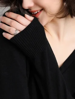 Women's Sweater Cardigan Elegant Fashion Streetwear Pure Color V Neck Pocket Knitted Long Sleeve Regular Tops Knit Outdoor Daily Weekend Black White Fall Winter Women Cardigans & Outerwears