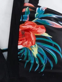 Sale Women's Swimwear One Piece Swimsuit Backless Tummy Control High Waist Slim Vacation Beach Wear Graphic V Neck Sleeveless Bathing Suits Women One-Pieces