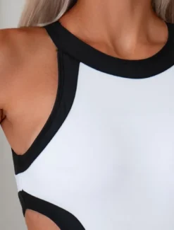 Discount Women's Swimwear One Piece Monokini Swimsuit Backless Tummy Control High Waist Slim Vacation Beach Wear Solid Color Halter Neck Sleeveless Bathing Suits Women One-Pieces