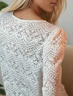 Clearance Women's White Elegant Lace Tops Eyelet Blouse Casual Solid Color Regular Tops Long Sleeve V Neck Lace Patchwork Regular Fit Daily Romantic Petite Tops Summer Holiday Wear Black White Beige Women Lace Tops